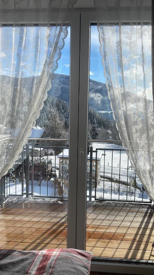 Villa Haus Alina à Arriach Extérieur photo